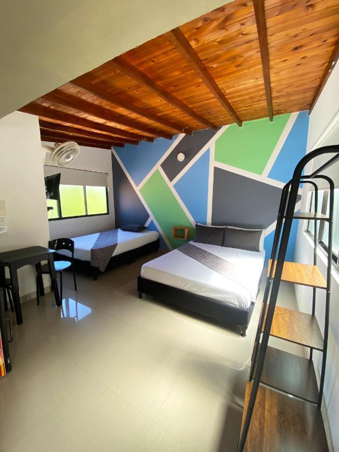 33 Hotel Bulerias Medellin Exterior photo