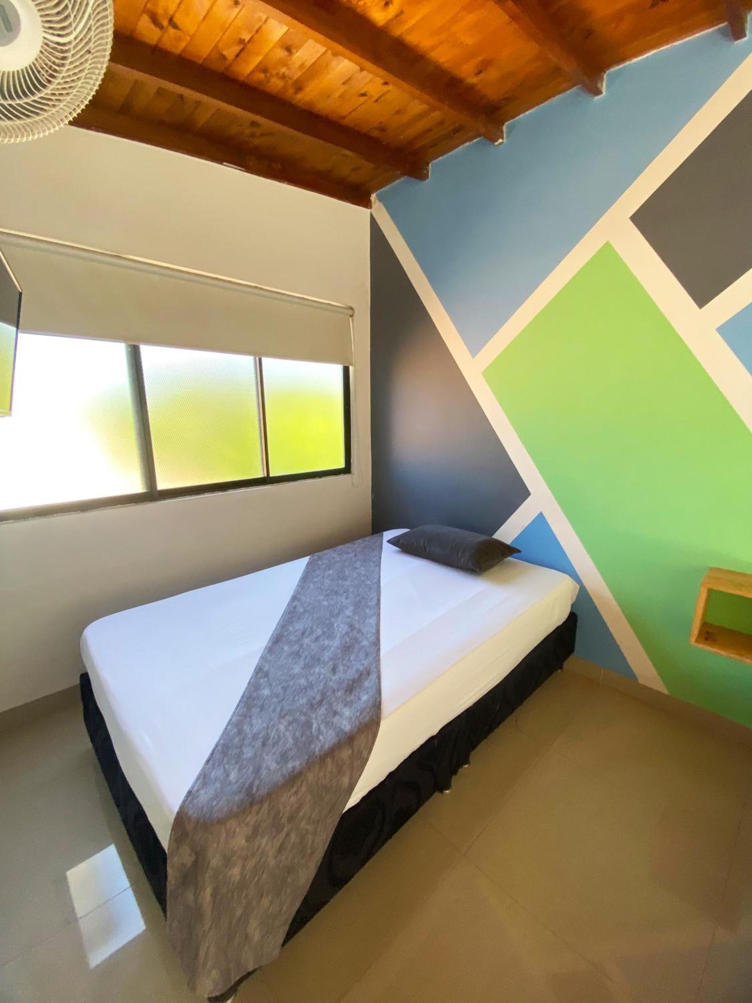 33 Hotel Bulerias Medellin Exterior photo