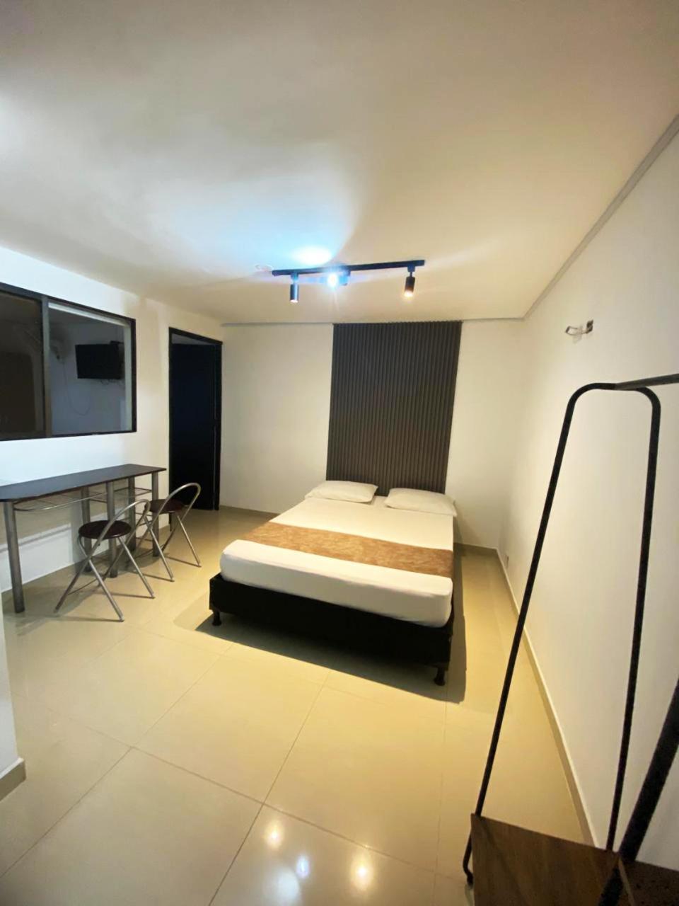 33 Hotel Bulerias Medellin Exterior photo